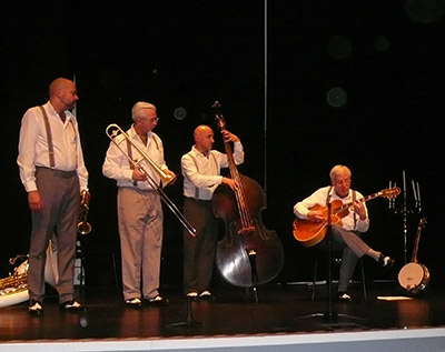 Pluto's Swingin' Dixie Four